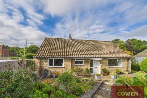 St. Lukes Crescent, Scarborough YO12 2 bed detached bungalow for sale
