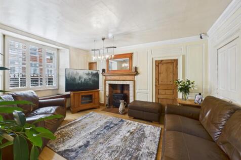 Palace Hill, Scarborough YO11 4 bed terraced house for sale