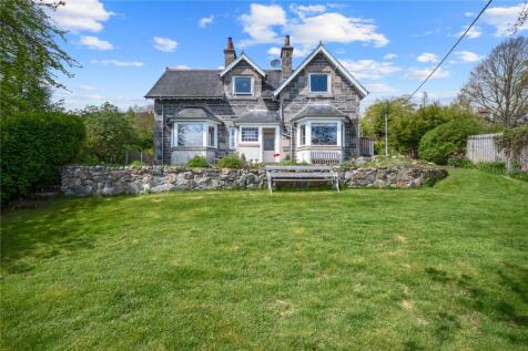 Failand, Middle Terrace, Kingussie... 4 bed detached house for sale