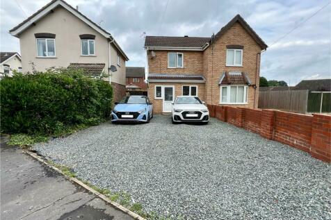 2 bedroom semi-detached house for sale