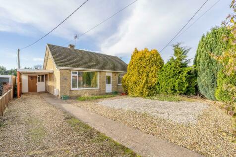 2 bedroom detached bungalow for sale