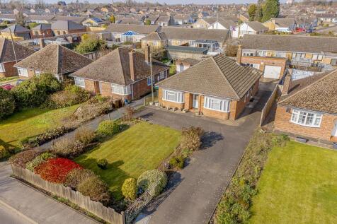 Hawthorn Bank, Spalding 3 bed detached bungalow for sale
