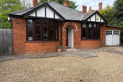 Holbeach Road, Spalding 2 bed detached bungalow for sale