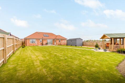 Liberty Place, Quadring, Spalding 3 bed detached bungalow for sale