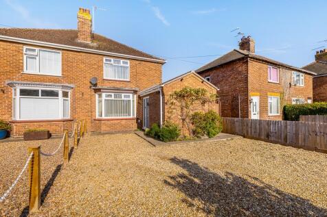 Rotten Row, Pinchbeck, Spalding 3 bed semi