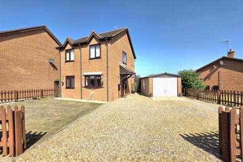 Marshlands Drive, Holbeach, Spalding 3 bed detached house for sale