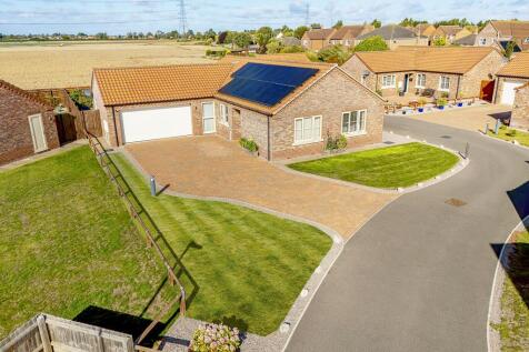 Spinney Close, Holbeach 3 bed detached bungalow for sale