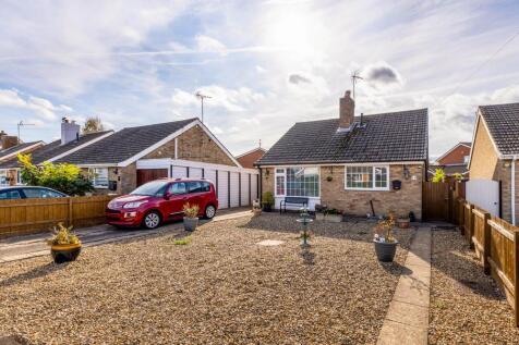 Pilgrims Way, Spalding 2 bed detached bungalow for sale