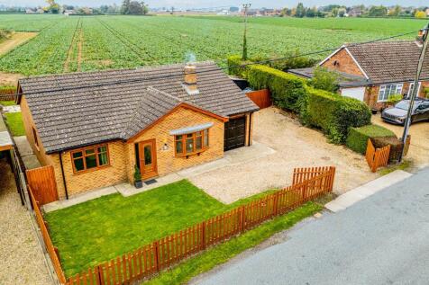 Roman Bank, Holbeach 3 bed detached bungalow for sale