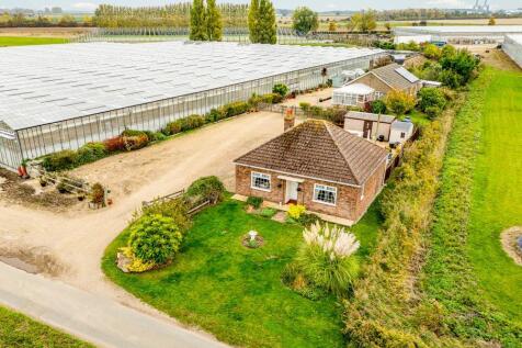 Herdgate Lane, Pinchbeck 3 bed detached bungalow for sale