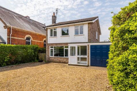 High Street, Gosberton 3 bed detached house for sale