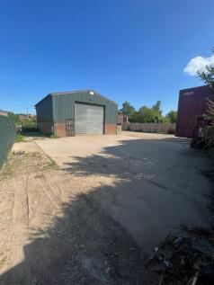 Northorpe Road, Donington 4 bed property with land for sale