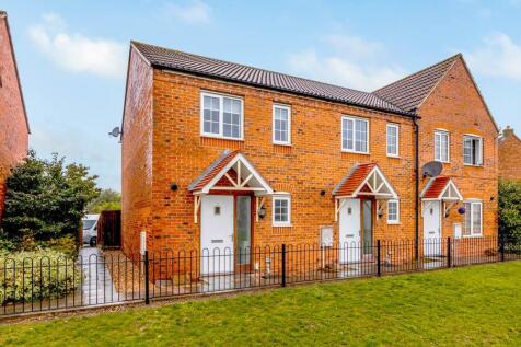 Perry Close, Spalding 2 bed end of terrace house for sale