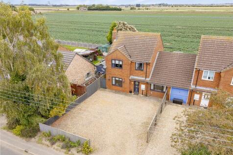 Austendyke Road, Weston Hills 3 bed link detached house for sale