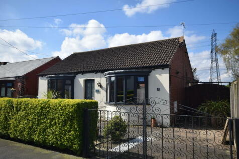 2 bedroom detached bungalow for sale