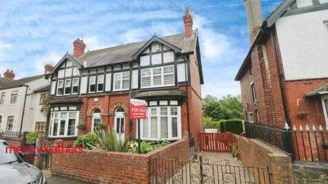 4 bedroom semi-detached house for sale