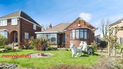 3 bedroom detached bungalow for sale