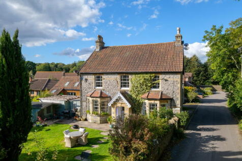 Rockeries Drive, Winscombe 6 bed detached house for sale