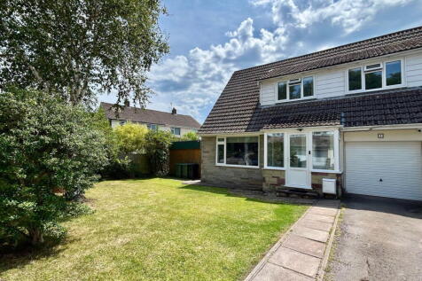 4 bedroom semi-detached house for sale