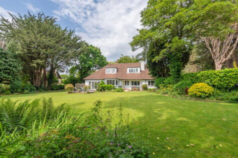 Bridgwater Road, Winscombe 5 bed detached house for sale