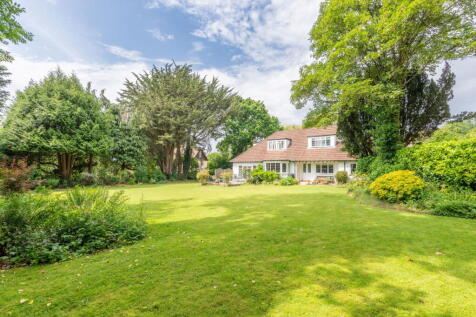 Bridgwater Road, Winscombe, BS25 1NB 5 bed detached house for sale