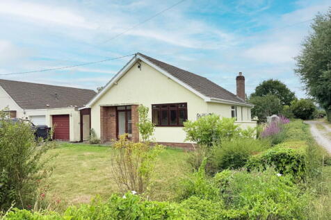 Shepton, Eastertown, Lympsham, BS24 0HT 3 bed detached bungalow for sale
