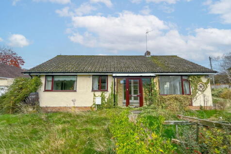 3 bedroom detached bungalow for sale