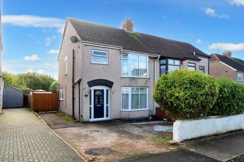 3 bedroom semi-detached house for sale