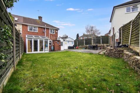 2 bedroom semi-detached house for sale