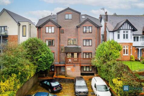 Croydon Road, Mulberry Court, CR3 2 bed apartment for sale