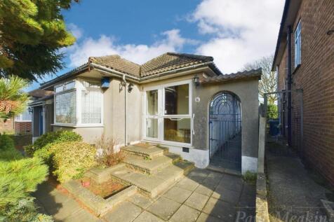 Tandridge Gardens, South Croydon 3 bed bungalow for sale