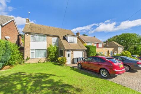 Barnfield Road, South Croydon 3 bed detached house for sale