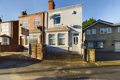 2 bedroom semi-detached house for sale
