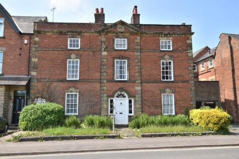 6 bedroom house for sale