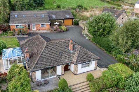 6 bedroom detached house for sale