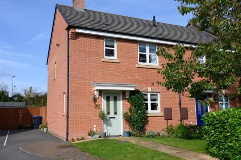 3 bedroom end of terrace house for sale