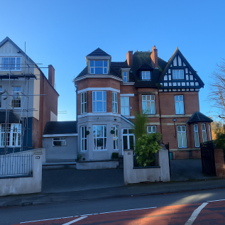 7 bedroom house for sale