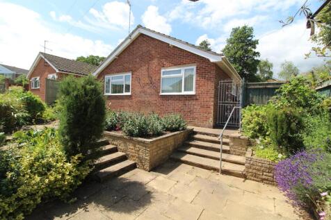 Manderville Road, Bury St. Edmunds IP33 3 bed detached bungalow for sale