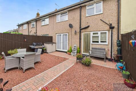 Devon Close, Bury St. Edmunds IP32 3 bed terraced house for sale