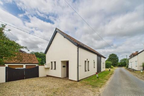 Mere Road, Stow Bedon, Attleborough... 3 bed detached house for sale