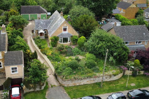 Rockingham Road, Market Harborough LE16 3 bed detached house for sale