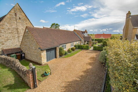 Church Street, Corby NN17 4 bed detached house for sale