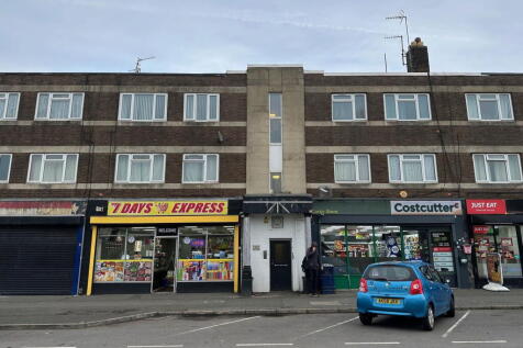 Rockingham Road, Corby NN17 2 bed flat for sale