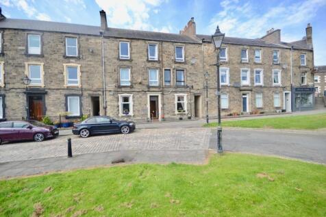 5/4, Dovemount PlaceHawick, TD9 8AZ 3 bed flat for sale