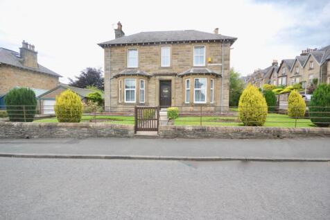 1, West Stewart PlaceHawick, TD9 8BH 4 bed detached house for sale
