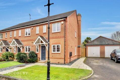 3 bedroom end of terrace house for sale