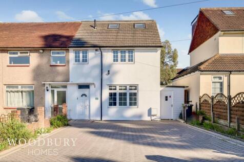 3 bedroom end of terrace house for sale