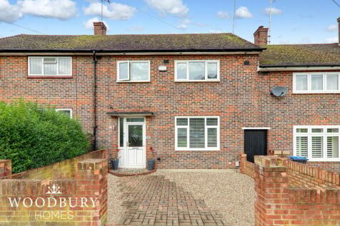 3 bedroom terraced house for sale