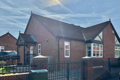 2 bedroom semi-detached bungalow for sale