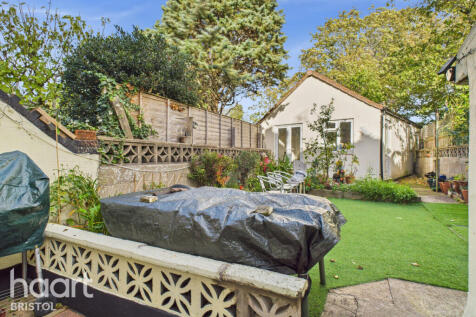 Brentry Road, Bristol 7 bed terraced house for sale